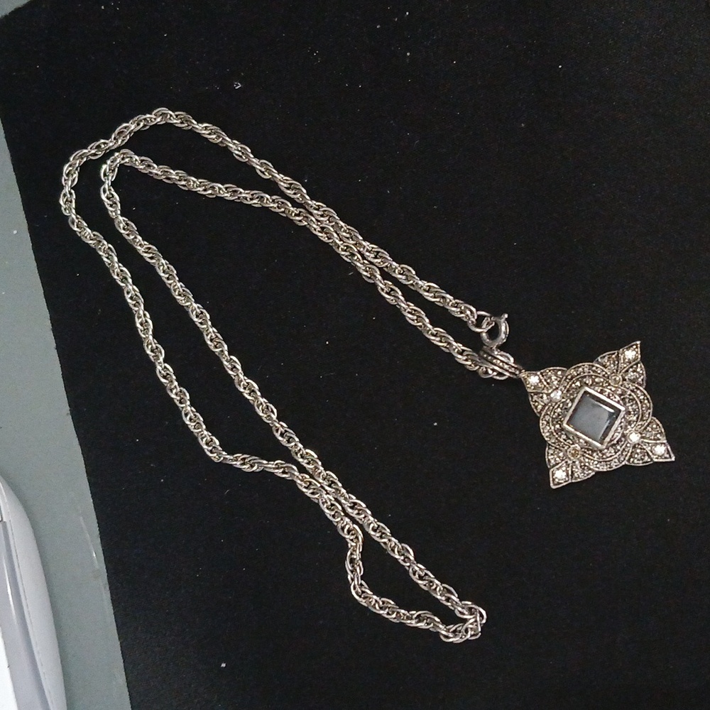 Silver Star Pendant Necklace